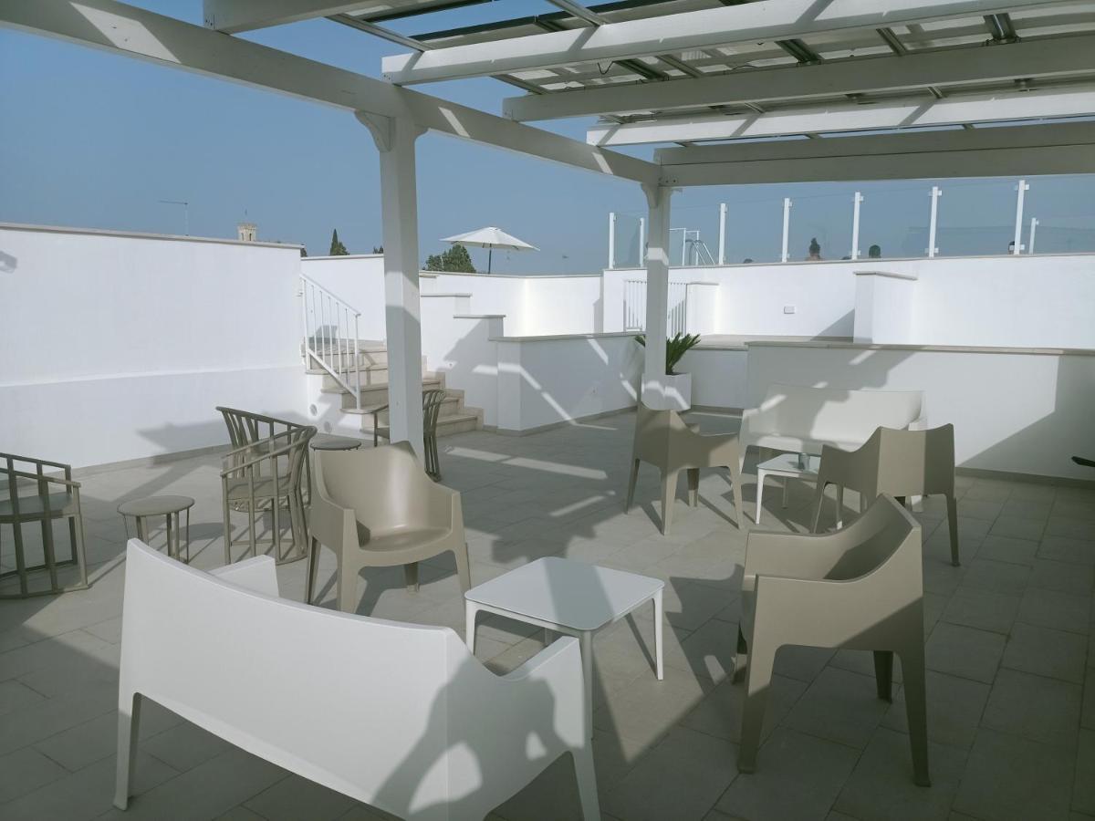 Tramonti Incredibili In Piscina - Apartment8 Con Ac Wifi In Residence Santa Maria al Bagno Luaran gambar